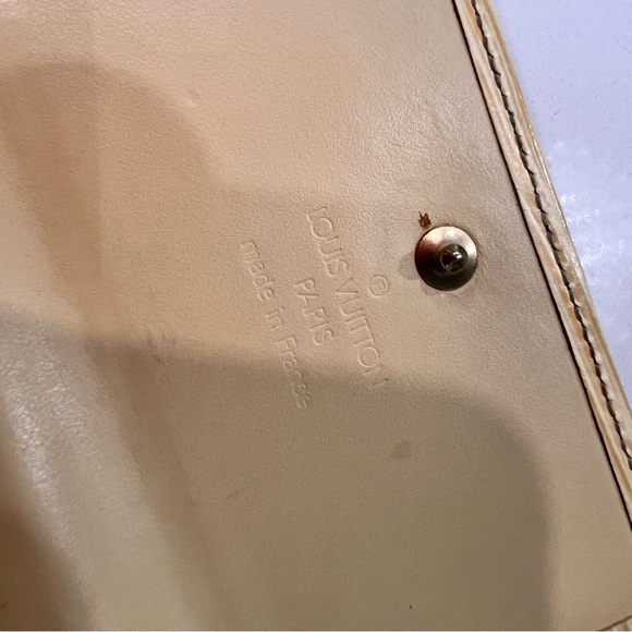 Vintage Louis Vuitton Elise Wallet - Picture 9 of 12